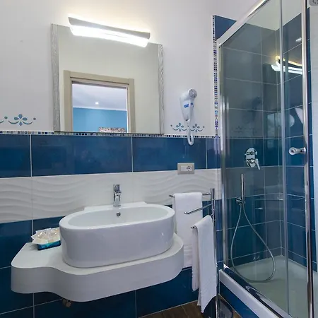 Il Girasole 4* אג'רולה