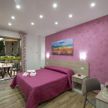 Il Girasole アジェーロラ