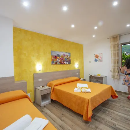 Il Girasole ベッド・アンド・ブレックファスト 4*