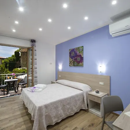 Il Girasole アジェーロラ