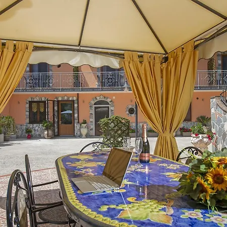 Il Girasole Couette-café