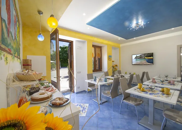 Il Girasole 4* أَجيرولا